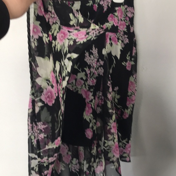 🌸COMPLETE OUTFIT FLORAL TOP AND SKIRT BY CONNECTED APPAREL GREAT CONDITION! NWT - Picture 4 of 13